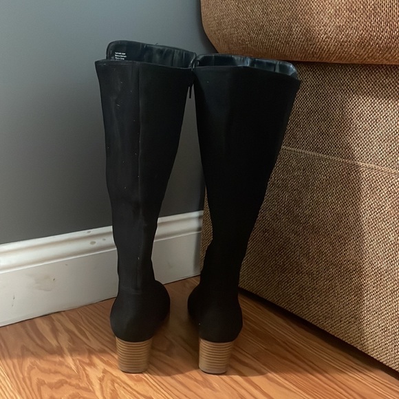 Black high top boots - Picture 4 of 6